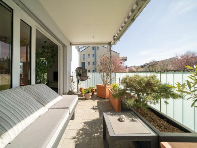 Wohnung kaufen in Maur, Zürich
