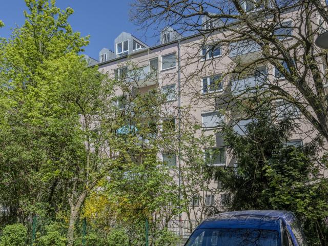 Dachgeschosswohnung kaufen in Obergiesing-Fasangarten, München
