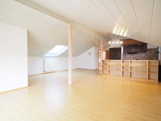 Dachgeschosswohnung mieten in Wullenstetten, Senden
