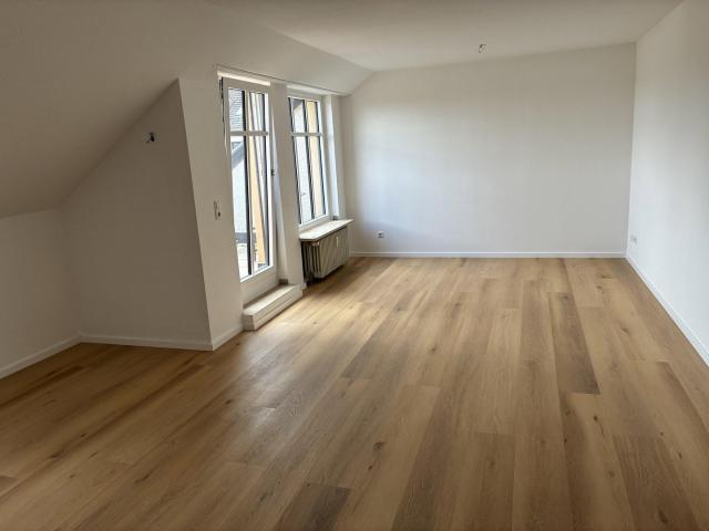 Dachgeschosswohnung mieten in München, Bayern