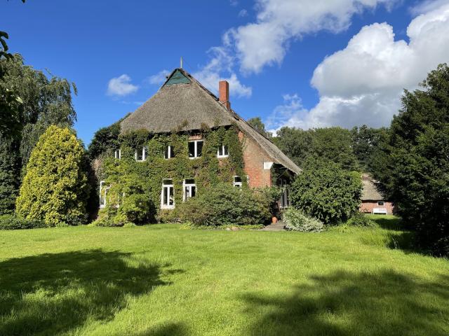 Villa kaufen in Sandstedt, Niedersachsen