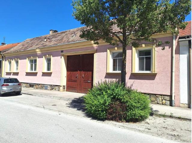 Haus kaufen in Hollabrunn, Niederösterreich