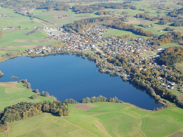 Erdgeschosswohnung mieten in Soyen, Bayern