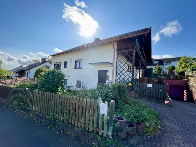 Villa kaufen in Ehlen, Landkreis Kassel