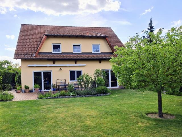 Villa kaufen in Falkenhain, Falkensee