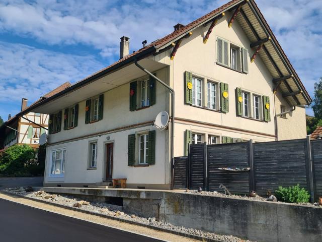 Mehrfamilienhaus kaufen in Madiswil, Bern