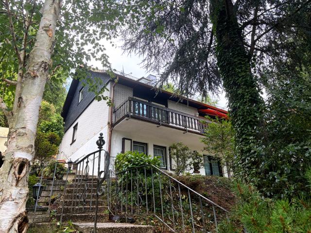 Villa kaufen in Hengstenberg, Wiehl
