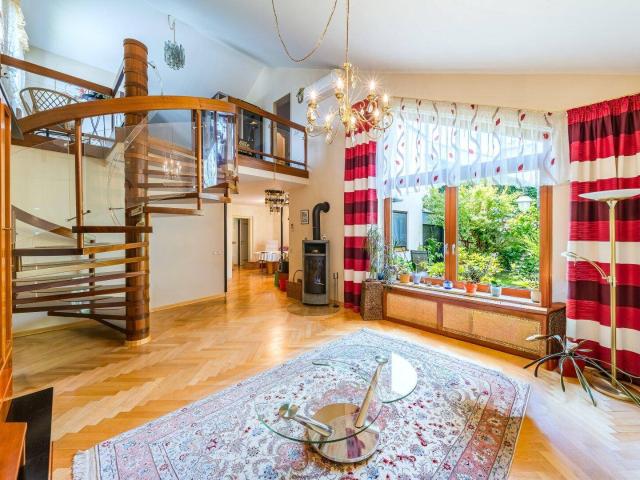 Haus kaufen in Liesing, Wien