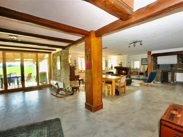 Wohnung kaufen in Surpierre, Freiburg