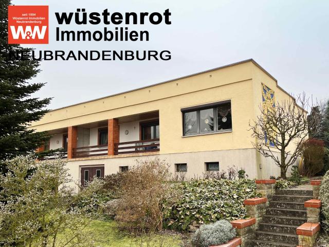Doppelhaushälfte kaufen in Altentreptow, Mecklenburg-Vorpommern