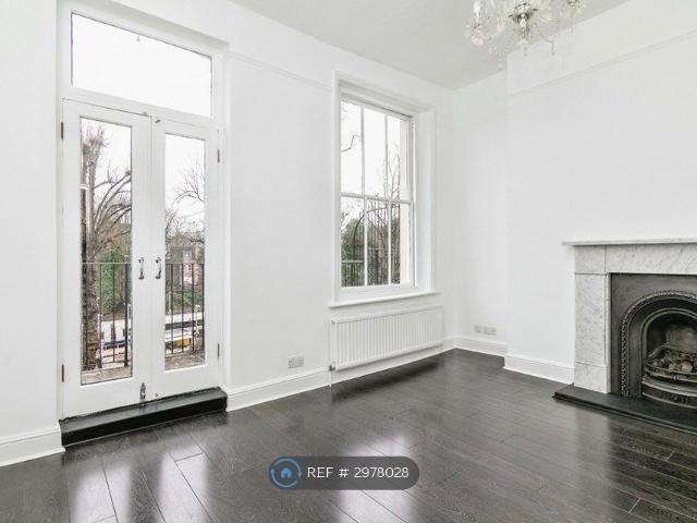 Apartment for rent in Highbury, Greater London