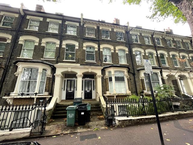 Apartment for rent in Highbury, Greater London