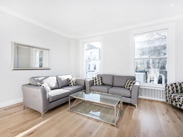 Apartment for rent in Highbury, Greater London