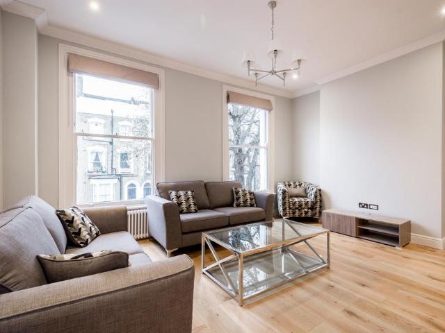 Apartment for rent in Highbury, Greater London