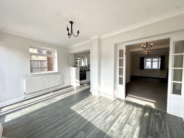 House for rent in Charville, Yeading