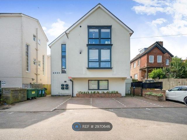 Apartment for rent in St James, Sandown Park