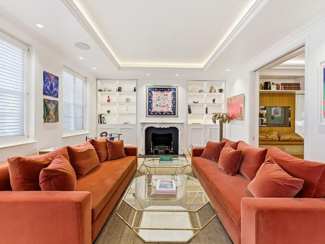 House for rent in Belgravia, Greater London