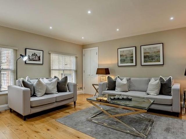 Apartment for rent in Mayfair, Greater London