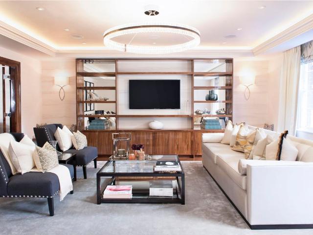 Apartment for rent in Mayfair, Greater London
