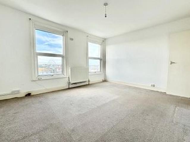 Apartment for rent in Westbrook, Acol