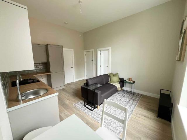Apartment to rent in Bluebell, North Tipperary