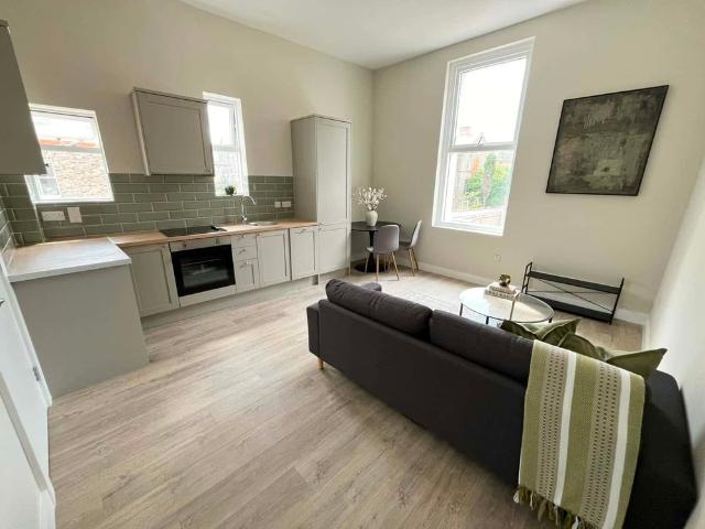 Apartment to rent in Bluebell, North Tipperary