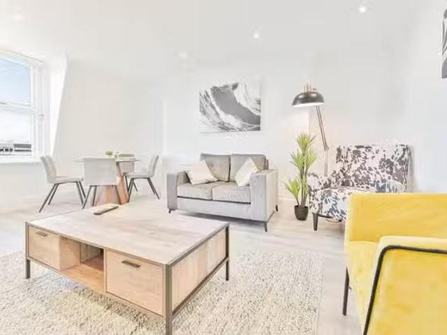 Apartment for rent in Ewens Farm, Golden Valley