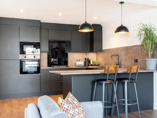 House for rent in Ewens Farm, Golden Valley