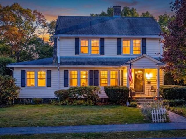 House for sale in Greendale Village, Needham