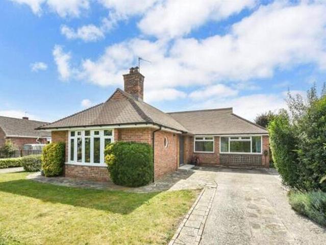 House for sale in Donnington, Littlecote