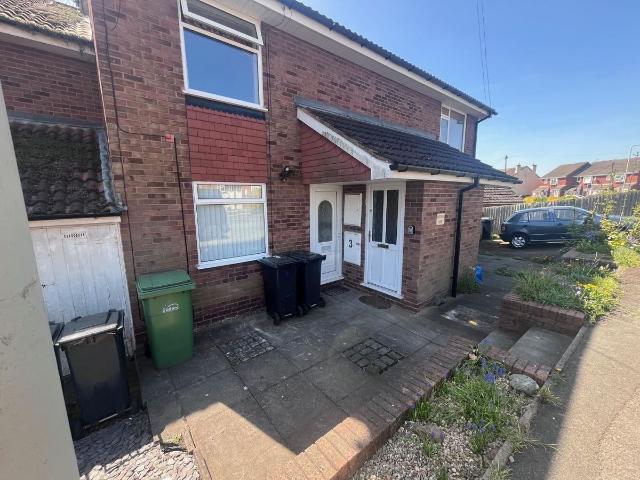 Apartment for rent in Cooper's Bank, West Midlands