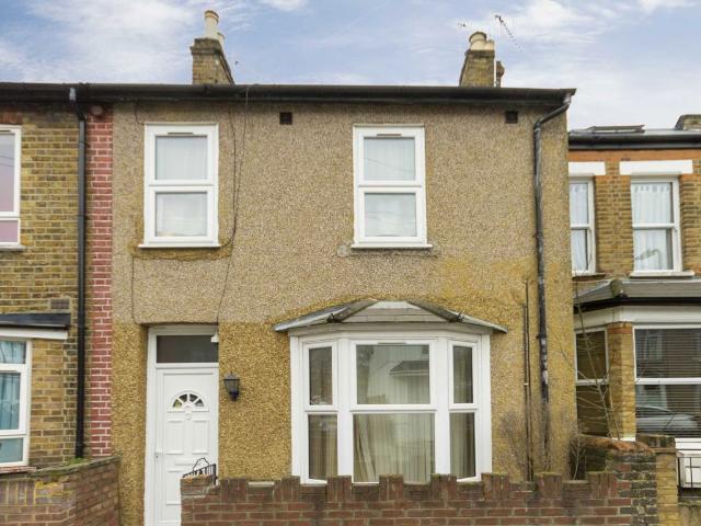 House for rent in London Borough of Ealing, Hanwell