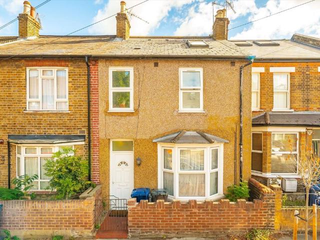 House for rent in West Ealing, Greater London