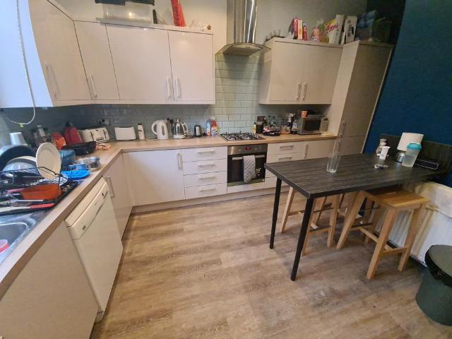 House for rent in Hyde Park, West Yorkshire
