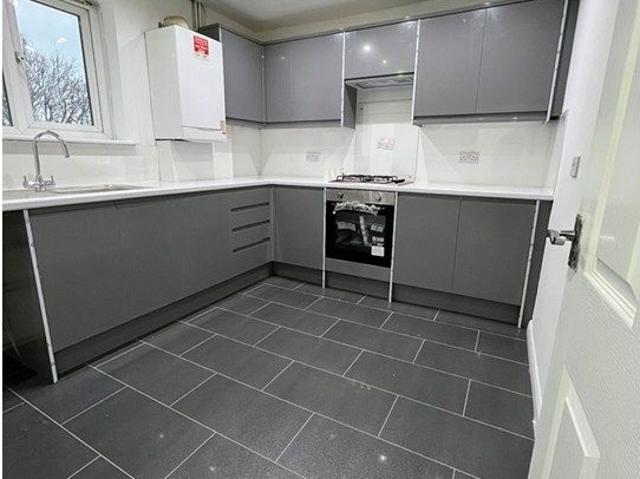 Apartment for rent in London Borough of Newham, Greater London