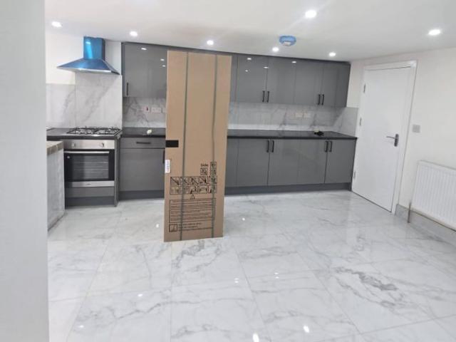 House for rent in Upton, Greater London