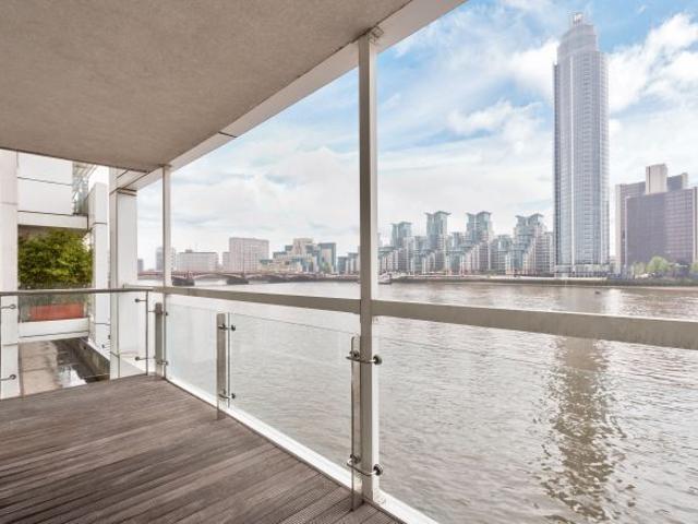 Apartment for rent in Greater London