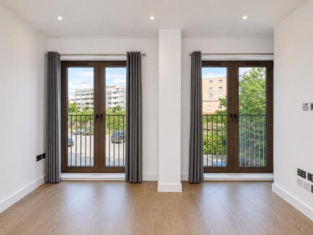 Apartment for rent in St Albans, Five Acres