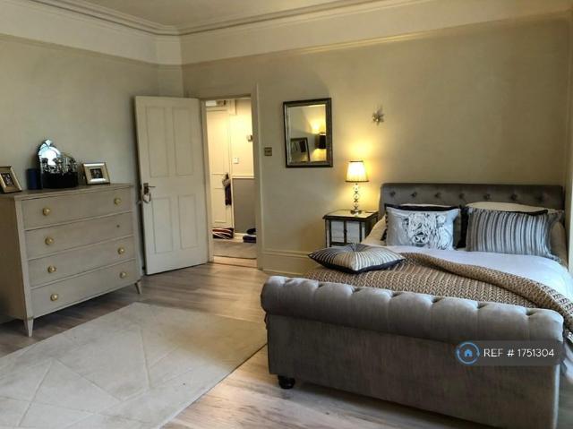 Apartment for rent in St Albans, Five Acres