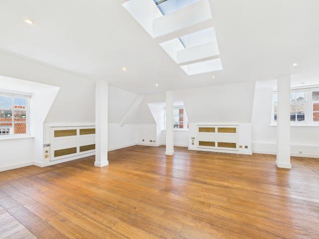 Apartment for rent in Mayfair, Isle Of Man