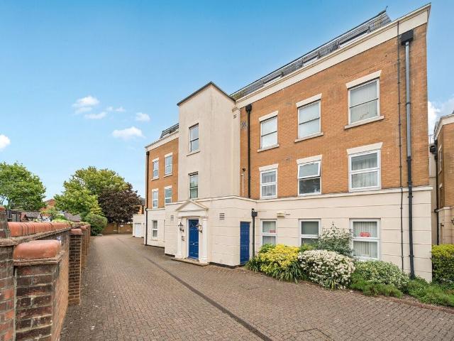 Apartment for rent in The Polygon, City Of Southampton