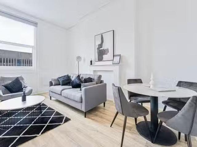 Apartment for rent in Ewens Farm, Golden Valley