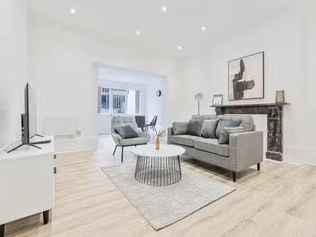 Apartment for rent in Ewens Farm, Golden Valley