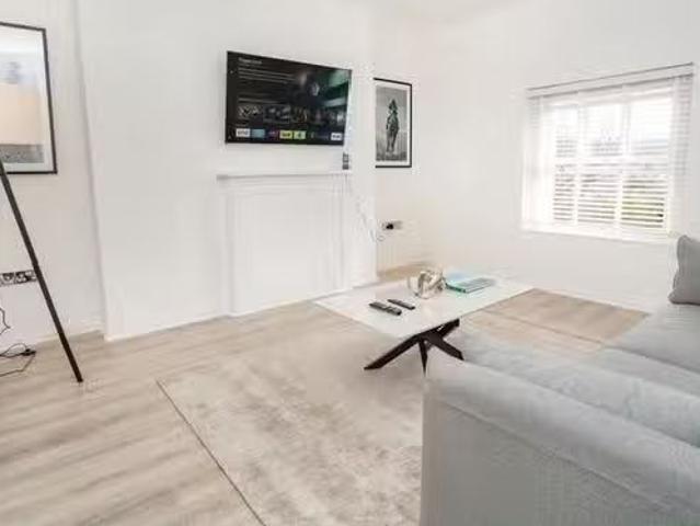 Apartment for rent in Ewens Farm, Golden Valley