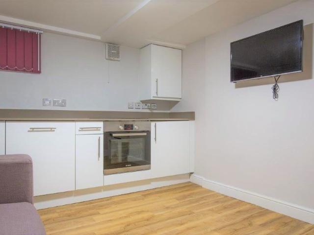 Room for rent in Two Mills, Cheshire