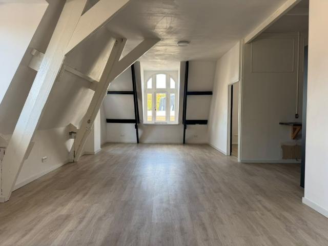 Appartement te huur in Binnenstad, Almelo