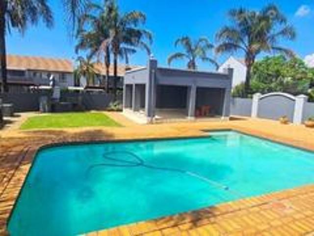 Townhouse for sale in Boksburg