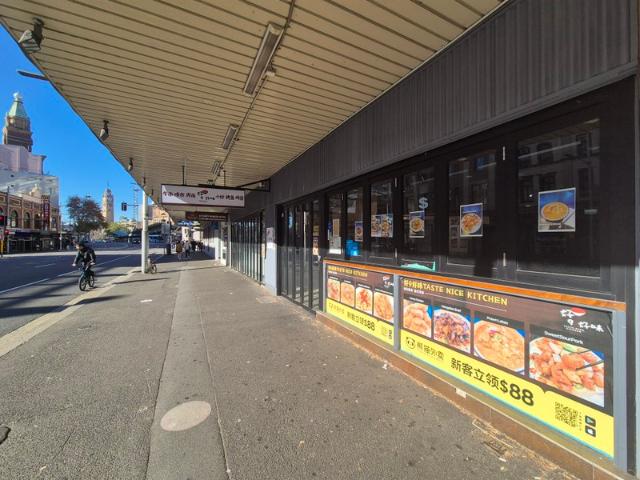 Showroom for rent in Aarons Pass