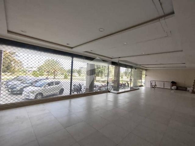 Commercial for rent in لاہور, لاہور ڈویژن