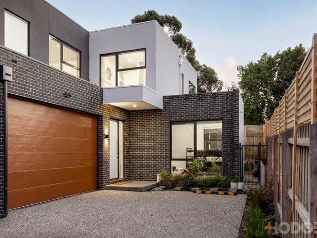 Townhouse for sale in Camerons Creek, Victoria